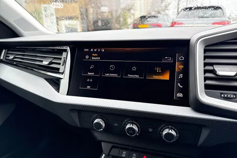 DG23BYK Audi A1 Sport 25 TFSI 95 PS 5-speed Thumbnail #34