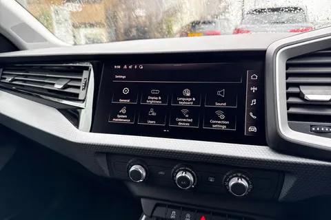 DG23BYK Audi A1 Sport 25 TFSI 95 PS 5-speed Thumbnail #45