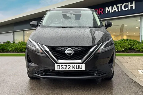 DS22KUU Nissan Qashqai 1.3 DiG-T MH Acenta Premium 5dr Thumbnail #7