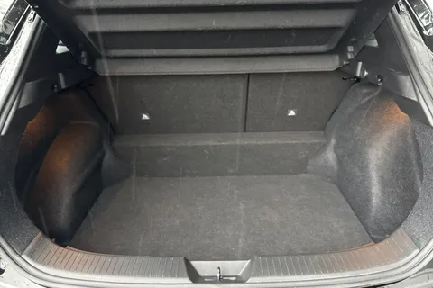 DS22KUU Nissan Qashqai 1.3 DiG-T MH Acenta Premium 5dr Thumbnail #8