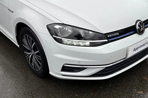 DK18XKU Volkswagen Golf 1.5 TSI EVO SE [Nav] 5dr Thumbnail #10