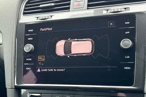 DK18XKU Volkswagen Golf 1.5 TSI EVO SE [Nav] 5dr Thumbnail #33