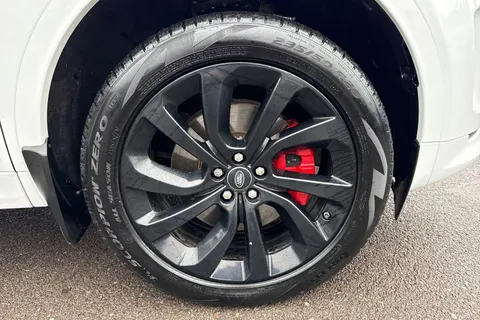 6 of 60 for Land Rover Discovery Sport 2.0 D240 MHEV R-Dynamic HSE Auto 4WD Euro 6 (s/s) 5dr