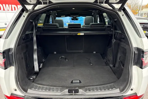 9 of 60 for Land Rover Discovery Sport 2.0 D240 MHEV R-Dynamic HSE Auto 4WD Euro 6 (s/s) 5dr