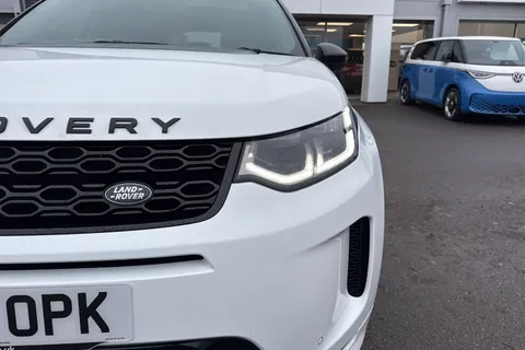 32 of 60 for Land Rover Discovery Sport 2.0 D240 MHEV R-Dynamic HSE Auto 4WD Euro 6 (s/s) 5dr