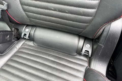 35 of 60 for Land Rover Discovery Sport 2.0 D240 MHEV R-Dynamic HSE Auto 4WD Euro 6 (s/s) 5dr