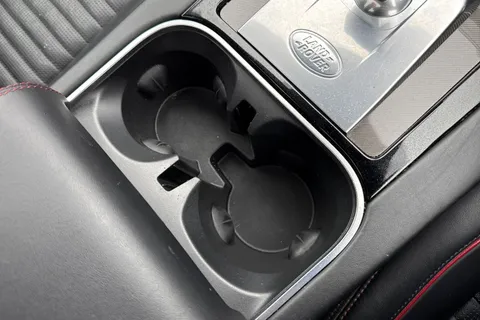 44 of 60 for Land Rover Discovery Sport 2.0 D240 MHEV R-Dynamic HSE Auto 4WD Euro 6 (s/s) 5dr