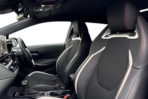 MT73AWR Toyota Corolla 2.0 VVT-h GR SPORT Touring Sports CVT Euro 6 (s/s) 5dr Thumbnail #17