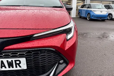 MT73AWR Toyota Corolla 2.0 VVT-h GR SPORT Touring Sports CVT Euro 6 (s/s) 5dr Thumbnail #32