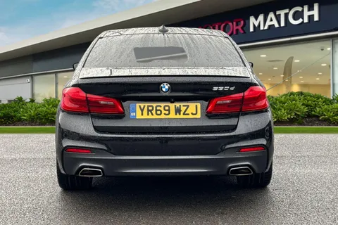 YR69WZJ BMW 5 Series 3.0 530d M Sport Auto Euro 6 (s/s) 4dr Thumbnail #5