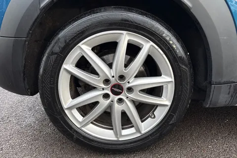 SV70ULL Mini Countryman 1.5 10kWh Cooper SE Sport Auto ALL4 Euro 6 (s/s) 5dr Thumbnail #25