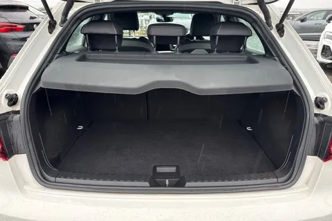 7 of 42 for Audi A1 S line 35 TFSI 150 PS S tronic