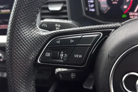 31 of 42 for Audi A1 S line 35 TFSI 150 PS S tronic