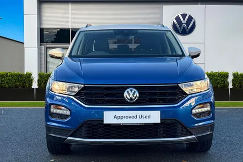 5 of 42 for Volkswagen T-Roc 1.5 TSI EVO Design 5dr