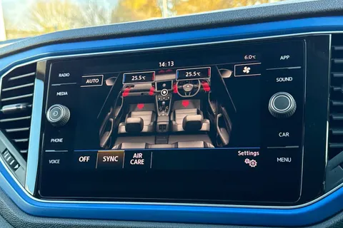 21 of 42 for Volkswagen T-Roc 1.5 TSI EVO Design 5dr