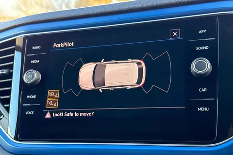 29 of 42 for Volkswagen T-Roc 1.5 TSI EVO Design 5dr