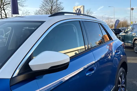 35 of 42 for Volkswagen T-Roc 1.5 TSI EVO Design 5dr