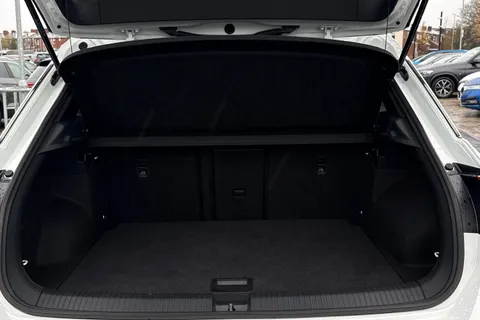 KO74JRZ Volkswagen T-Roc 2.0 TDI 150 EVO R-Line 5dr DSG **PAN ROOF + REVERSING CAMERA** Thumbnail #7