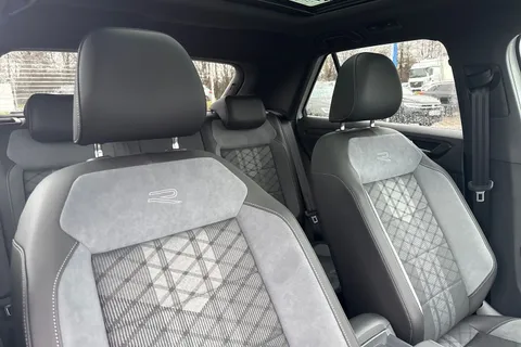 KO74JRZ Volkswagen T-Roc 2.0 TDI 150 EVO R-Line 5dr DSG **PAN ROOF + REVERSING CAMERA** Thumbnail #24