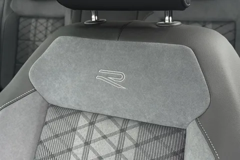 KO74JRZ Volkswagen T-Roc 2.0 TDI 150 EVO R-Line 5dr DSG **PAN ROOF + REVERSING CAMERA** Thumbnail #33