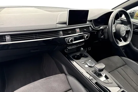 15 of 67 for Audi A4 Avant 2.0 TFSI Black Edition S Tronic Euro 6 (s/s) 5dr