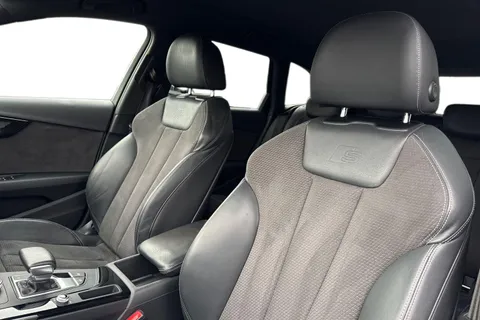 16 of 67 for Audi A4 Avant 2.0 TFSI Black Edition S Tronic Euro 6 (s/s) 5dr