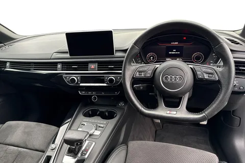 18 of 67 for Audi A4 Avant 2.0 TFSI Black Edition S Tronic Euro 6 (s/s) 5dr