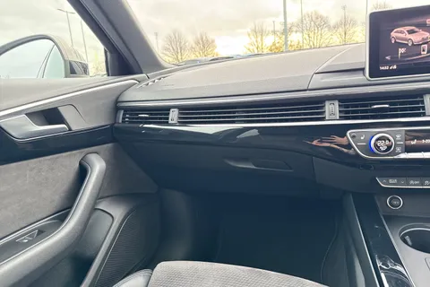 20 of 67 for Audi A4 Avant 2.0 TFSI Black Edition S Tronic Euro 6 (s/s) 5dr