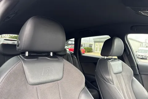 24 of 67 for Audi A4 Avant 2.0 TFSI Black Edition S Tronic Euro 6 (s/s) 5dr