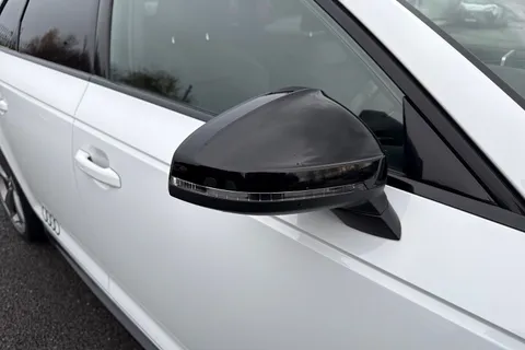 37 of 67 for Audi A4 Avant 2.0 TFSI Black Edition S Tronic Euro 6 (s/s) 5dr