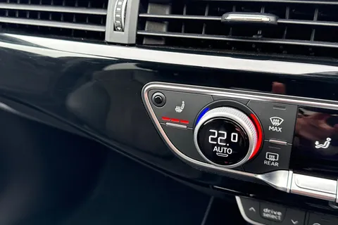 56 of 67 for Audi A4 Avant 2.0 TFSI Black Edition S Tronic Euro 6 (s/s) 5dr