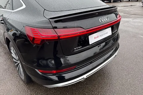 7 of 58 for Audi e-tron Sportback S line 55 quattro 300,00 kW