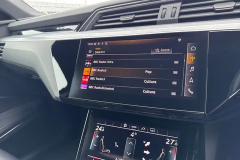 35 of 58 for Audi e-tron Sportback S line 55 quattro 300,00 kW