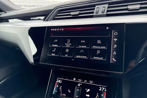 43 of 58 for Audi e-tron Sportback S line 55 quattro 300,00 kW