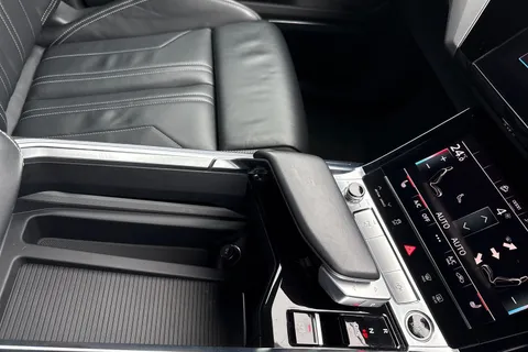 52 of 58 for Audi e-tron Sportback S line 55 quattro 300,00 kW