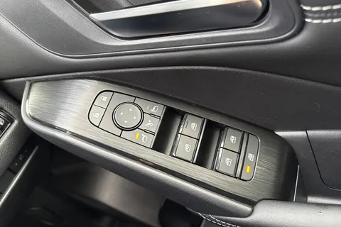 DP22AEL Nissan Qashqai 1.3 DIG-T MHEV Acenta Premium Euro 6 (s/s) 5dr Thumbnail #39