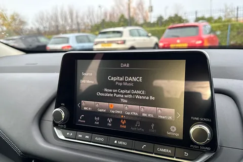 DP22AEL Nissan Qashqai 1.3 DIG-T MHEV Acenta Premium Euro 6 (s/s) 5dr Thumbnail #43