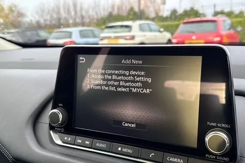 DP22AEL Nissan Qashqai 1.3 DIG-T MHEV Acenta Premium Euro 6 (s/s) 5dr Thumbnail #45