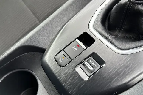 DP22AEL Nissan Qashqai 1.3 DIG-T MHEV Acenta Premium Euro 6 (s/s) 5dr Thumbnail #52