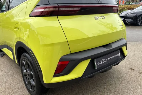 LA25WCZ BYD Dolphin Surf 115kW Comfort 43kWh 5dr Auto Thumbnail #17