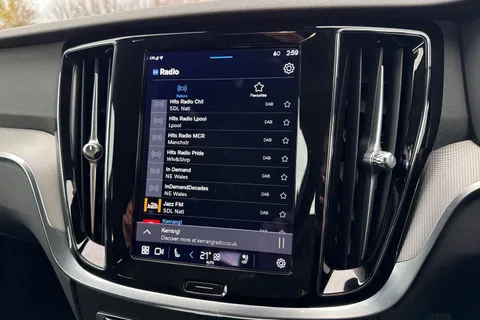 WG23VJP Volvo V60 2.0 B3 MHEV Plus DCT Auto Euro 6 (s/s) 5dr Thumbnail #48