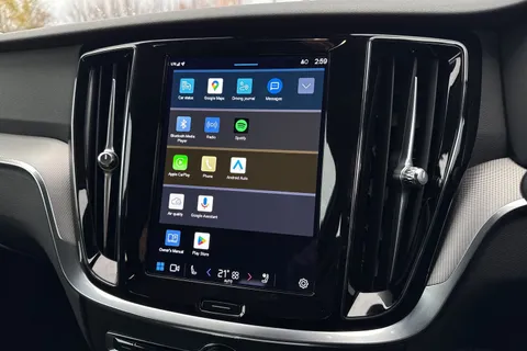 WG23VJP Volvo V60 2.0 B3 MHEV Plus DCT Auto Euro 6 (s/s) 5dr Thumbnail #52