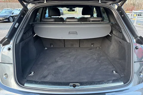 MW72UEM Audi Q5 S line 50 TFSI e quattro 299 PS S tronic Thumbnail #7