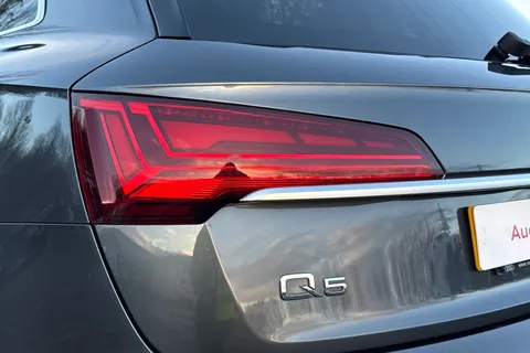 MW72UEM Audi Q5 S line 50 TFSI e quattro 299 PS S tronic Thumbnail #8
