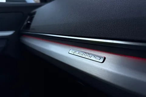 MW72UEM Audi Q5 S line 50 TFSI e quattro 299 PS S tronic Thumbnail #50