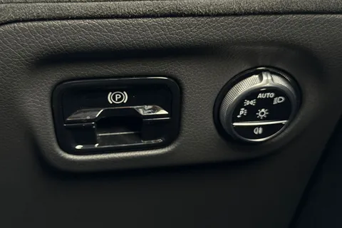 KS24FUM Mercedes-Benz Eqe EQE 350+ 91kWh AMG Line (Premium) Auto 4dr Thumbnail #34