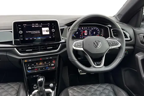 KY25UNK Volkswagen T-Roc 1.5 TSI R-Line 2dr DSG⭐ Vienna leather, Rear Camera, Keyless, Wind deflecto Thumbnail #14