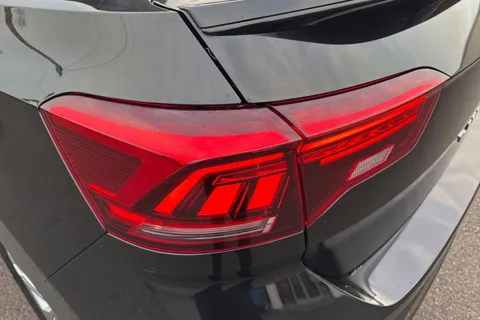 KY25UNK Volkswagen T-Roc 1.5 TSI R-Line 2dr DSG⭐ Vienna leather, Rear Camera, Keyless, Wind deflecto Thumbnail #26