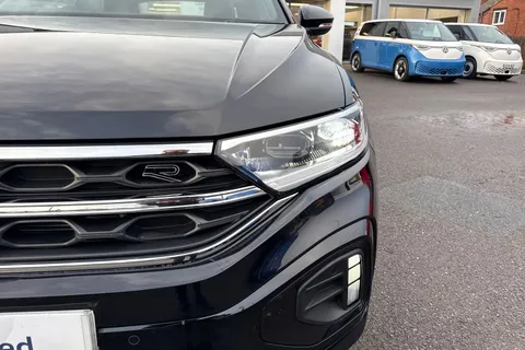 KY25UNK Volkswagen T-Roc 1.5 TSI R-Line 2dr DSG⭐ Vienna leather, Rear Camera, Keyless, Wind deflecto Thumbnail #31