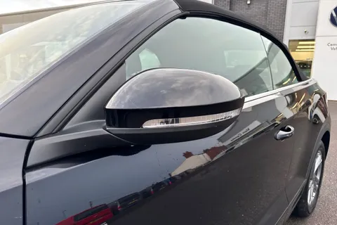 KY25UNK Volkswagen T-Roc 1.5 TSI R-Line 2dr DSG⭐ Vienna leather, Rear Camera, Keyless, Wind deflecto Thumbnail #32